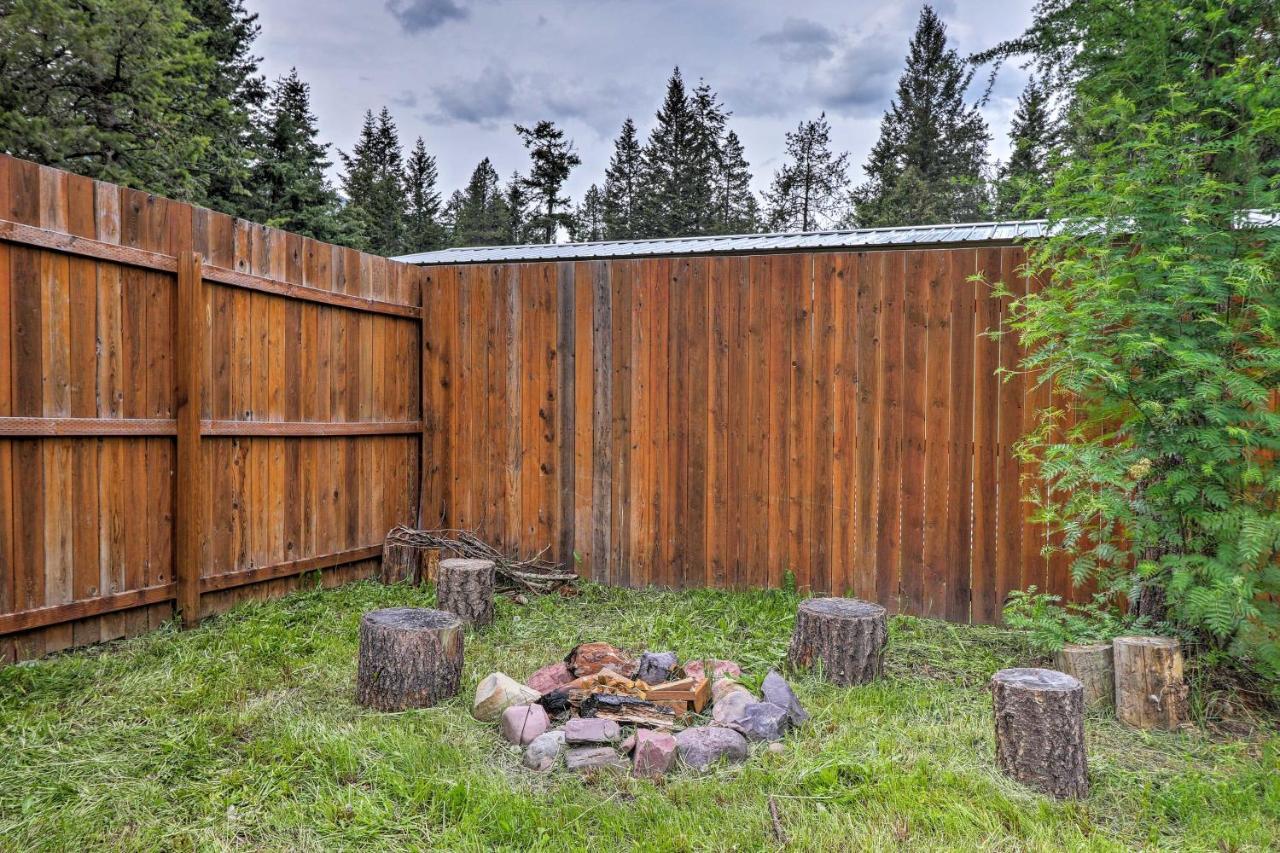 Hungry Horse Cabin Deck, Fire Pit, Near Glacier! エクステリア 写真